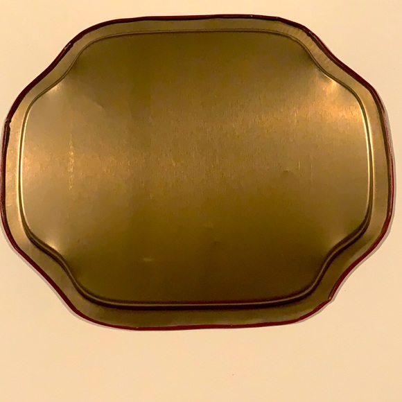 Vintage metal bird tray, Hong Kong - Picture 2 of 9